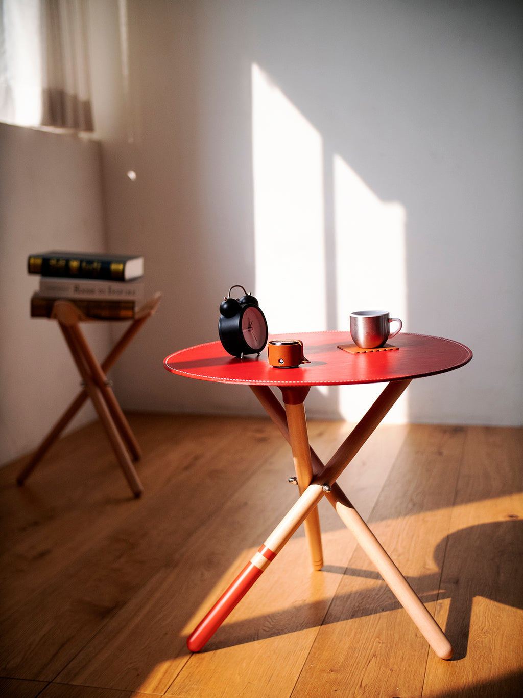 Bison Tripod Leather Tea Table