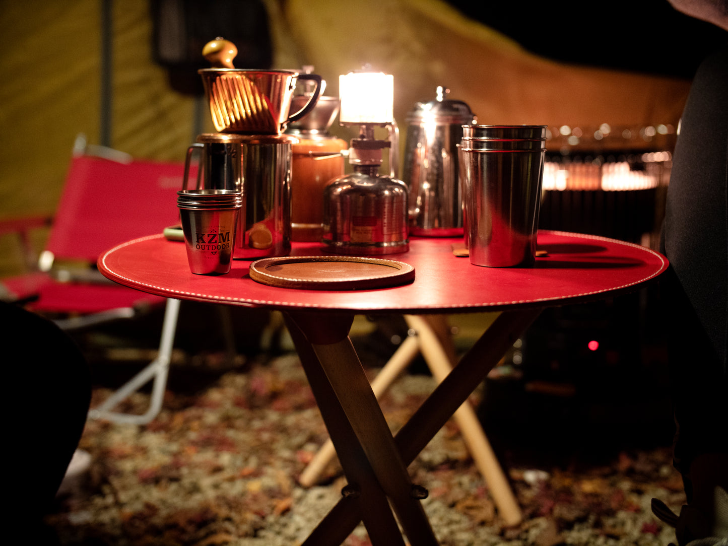Bison Tripod Leather Tea Table